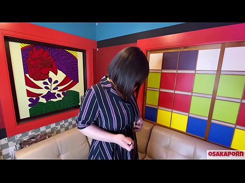 ❤️ Una maca japonesa de grans tetes es masturba amb joguines sexuals i té un orgasme. Ella parla en una entrevista de la seva putada experiència. Tetes enormes i cony pelut gemegant fort. Osakaporn ❤️❌  Sexe a nosaltres ❌️❤